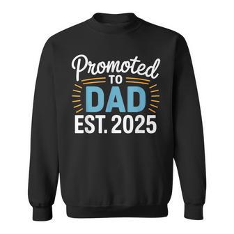 Promoted To Dad Est 2025 Divertido Anuncio De Embarazo Camisa de entrenamiento - Regaloses
