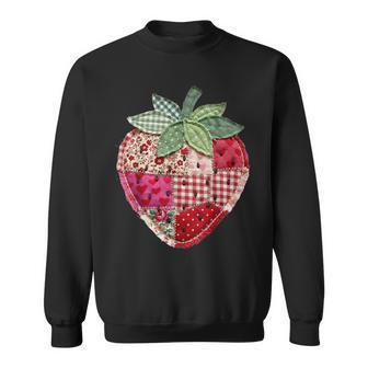 Strawberry Patchwork Vintage Strawberry Farmers Farm Sweatshirt - Thegiftio UK