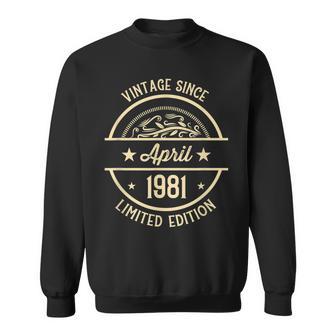 Vintage De Cumpleaños Desde Abril De 1981 Camisa de entrenamiento - Regaloses