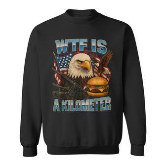 Wtf Est Un Kilomètre Du 4 Juillet Drapeau Américain Patriotique Sweater e - Cadeauxyz