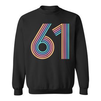 数字 61 61周年記念 男女 61歳の誕生日 スウェットシャツ - Kawaiitshirt