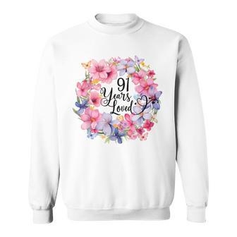 91 Years Loved 91歳の誕生日 フローラルリース ナインティワン スウェットシャツ - Kawaiitshirt