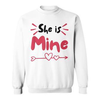 Elle Est À Moi Il Est À Moi De Jolis Couples Assortis Pour Laaint-Valentin Sweater e - Cadeauxyz