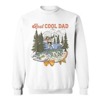 Reel Cool Dad Fishing New Dad Life Happy Father's Day Papa Sweatshirt - Thegiftio UK