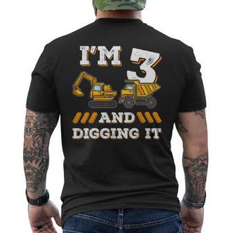 Im 3 And Digging It 3Yr Old 3Rd Birthday Construction Men's T-shirt Back Print - Thegiftio UK