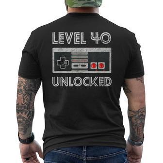 40歳の誕生日ギフト レベル40 メンズTシャツ バックプリント - Kawaiitshirt