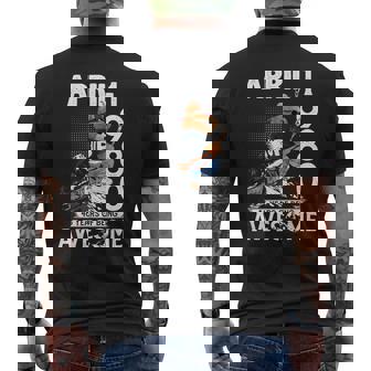 46Th Birthday Legends April 1980Intage 46 Years Old メンズTシャツ バックプリント - Kawaiitshirt