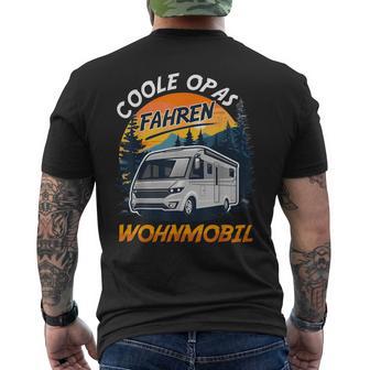 Camping Coole Opas Fahren Im Wohnmobil Lustiges Camping T-Shirt mit Rückendruck - Seseable