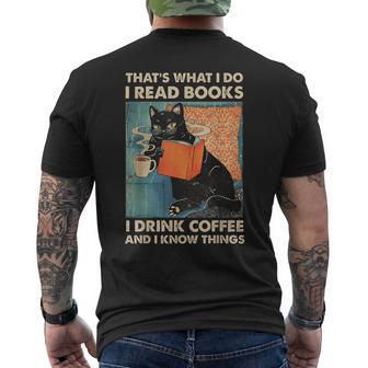 Chat Noir Je Lis Des Livres Je Bois Du Café Et Jeais Des Choses T-shirt imprimé au dos - Cadeauxyz