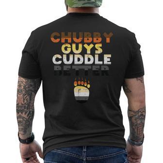 Chubby Guys Cuddle Better Gay Bear Grizzly Paw Lgbt T-shirt da uomo con stampa posteriore - Novitaregali