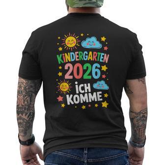 Kindergarten 2026 Ich Komme Kita Einschulung Grundschule T-Shirt mit Rückendruck - Seseable