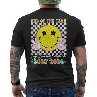 Last Day Of School End Of The Year Autographs 2025-2026 Men's T-shirt Back Print | Mazezy