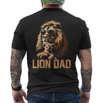 Lion Dad And Baby Fathers Day Daddy Lions Lovers Men's T-shirt Back Print - Thegiftio UK