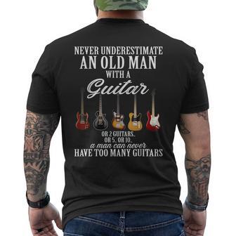Never Underestimate An Old Man With A Guitar メンズTシャツ バックプリント - Kawaiitshirt