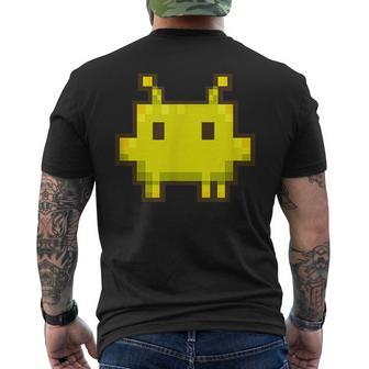 Pixel Gamer Clawd Claude Code Gaming レトロ コーディング ユーモア メンズTシャツ バックプリント - Kawaiitshirt