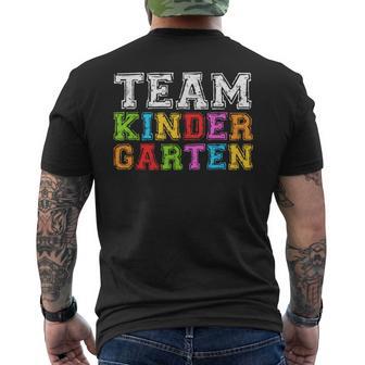 Team Kindergarten Lehrer Graduation T-Shirt mit Rückendruck - Seseable