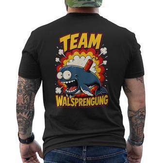 Timmy Hope Der Buckelwal Team T-Shirt mit Rückendruck - Seseable
