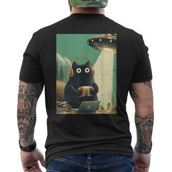 Vintage Japanische Katze Gamerideospiele Abduktion Ufo Anime T-Shirt mit Rückendruck - Seseable