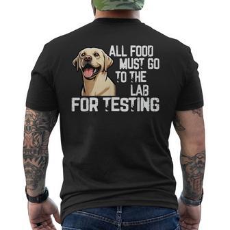 かわいいラブラドールをテストするには、すべての食品を実験室に行く必要があります メンズTシャツ バックプリント - Kawaiitshirt