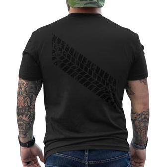 タイヤトレッドマーク スキッドタイヤ メンズTシャツ バックプリント - Kawaiitshirt