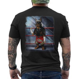 ドーベルマン犬 ムエタイキックボクシングチャンピオン メンズTシャツ バックプリント - Kawaiitshirt