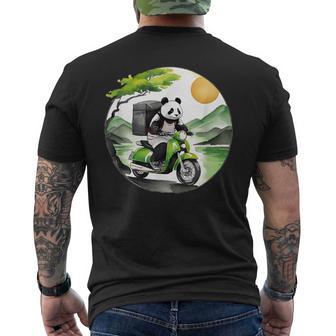 フードデリバリー パンダ おもしろ デリバリースタッフ 配達員 出前 和風 動物 メンズTシャツ バックプリント - Kawaiitshirt