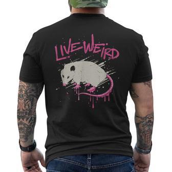 ライブ奇妙なオポッサム面白いポッサム メンズTシャツ バックプリント - Kawaiitshirt