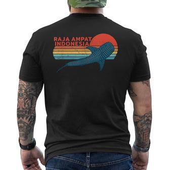 ラジャアンパットインドネシアジンベイザメ メンズTシャツ バックプリント - Kawaiitshirt