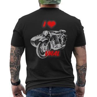 ロシアのレトロなオートバイ愛好家のためのi Love Ural メンズTシャツ バックプリント - Kawaiitshirt