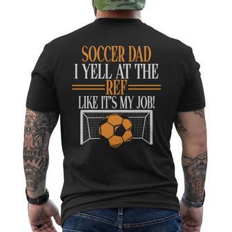 審判に自分の仕事みたいに怒鳴るよ。サッカーパパ。 長袖tシャツ メンズTシャツ バックプリント - Kawaiitshirt