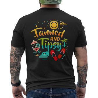 日焼けしてほろ酔い ビーチ 夏休み 面白い メンズTシャツ バックプリント - Kawaiitshirt