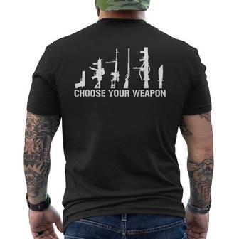 武器の軍事火力ライフル銃の権利を選択してください メンズTシャツ バックプリント - Kawaiitshirt