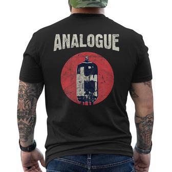 真空管アンプ チューブアンプ オーディオマニア アナログ ヴィンテージ メンズTシャツ バックプリント - Kawaiitshirt