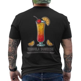 鮮やかなテキーラの日の出ドリンクイラスト メンズTシャツ バックプリント - Kawaiitshirt