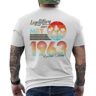 60歳の誕生日 1963年5月から伝説の60歳の誕生日 メンズTシャツ バックプリント - Kawaiitshirt