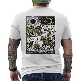 Peasant By Day Knight By Night ルネッサンスフェア ファニー カエル メンズTシャツ バックプリント - Kawaiitshirt