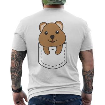 Quokka In Pocket かわいいクオッカ 胸ポケットクオッカ メンズTシャツ バックプリント - Kawaiitshirt