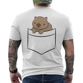オーストラリアン・ウォンバット ポケット付き キュート ベビー ウォンバット メンズTシャツ バックプリント - Kawaiitshirt
