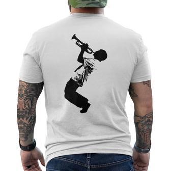 ジャズ&ブルースミュージシャン アーティスト トランペット ミュージックシルエット メンズTシャツ バックプリント - Kawaiitshirt