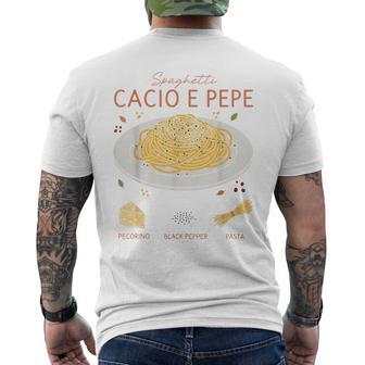 スパゲッティ カシオ エ ペペ 伝統的なイタリア料理 レシピ ティー メンズTシャツ バックプリント - Kawaiitshirt