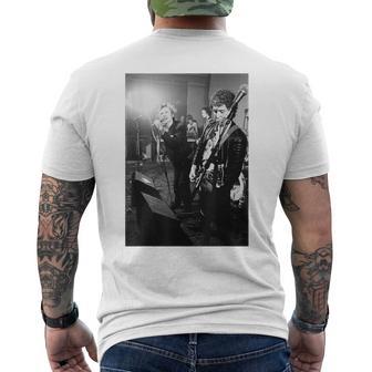 セックスピストルズ ジョニー・ロッテン・シド ヴィシャス・スティーブ・ジョーンズ 1977 メンズTシャツ バックプリント - Kawaiitshirt