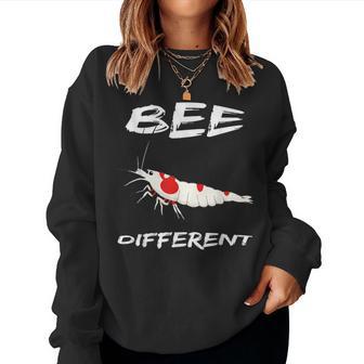 Bee Different Redbee アクアリストへのプレゼント シュリンプ レディーススウェットシャツ - Kawaiitshirt