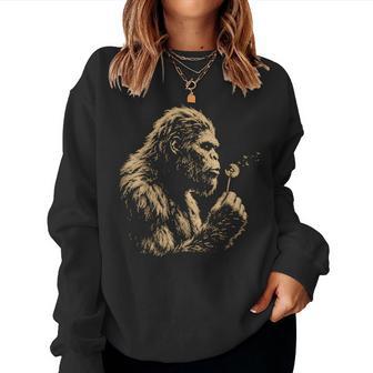 Bigfoot Blowing Dandelion Vintage Sasquatch Women Sweatshirt - Thegiftio UK