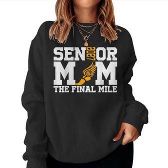 Groovy Senior Mom The Final Mile Cross Country Class Of 2027 Women Sweatshirt | Seseable UK
