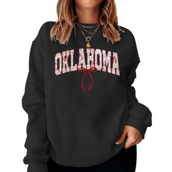 Oklahoma State Pride Classic Oklahoma Floral Coquette Bow Women Sweatshirt - Thegiftio UK