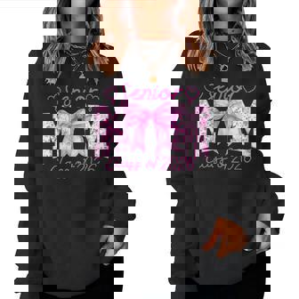 Senior Mom Class Of 2026 Proud Mother Of Graduate Pink Bow Women Sweatshirt | Seseable UK