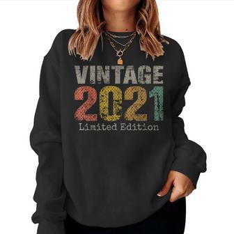 Vintage 2021 Text 5Th Birthday Boy Girl 5 Year Old Women Sweatshirt - Thegiftio UK