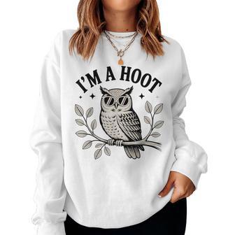 Retro I'm A Hoot Owl Bird Lover Sarcastic Jokes Owl Women Sweatshirt - Thegiftio UK