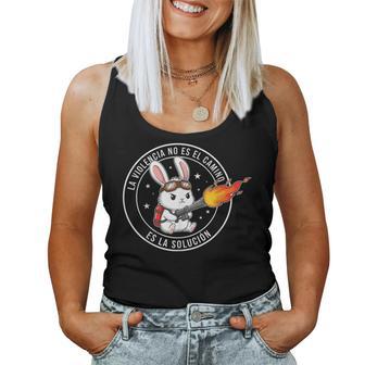 Laiolencia No Es El Camino Meme Conejo Kawaii Lanzallamas Camiseta sin mangas para mujer - Regaloses
