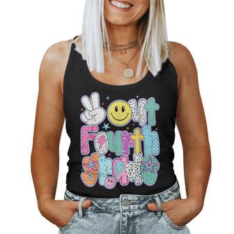 Peace Out Fourth Grade Happy Last Day Of School Retro Women Tank Top - Monsterry